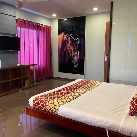 Hotel Airport Kk Nagpur Exterior foto